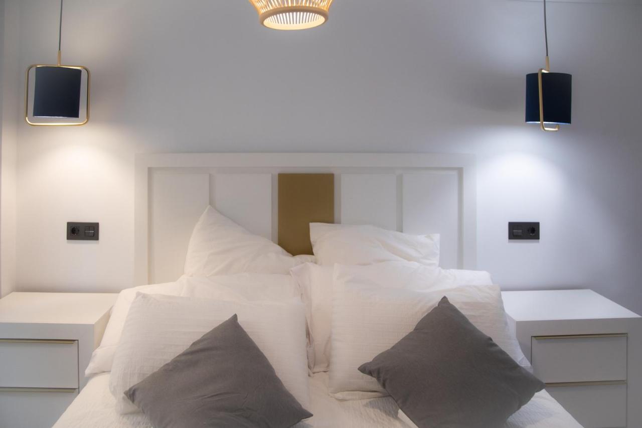 Apartamentos Boutique Cervantes Plasencia Ngoại thất bức ảnh